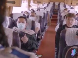 Sexe film tour autobus avec gros seins asiatique chienne original chinois un v cochon vidéo avec anglais sous