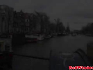 Skutečný holandský coura vyjížďky a saje špinavý video výlet chlapec